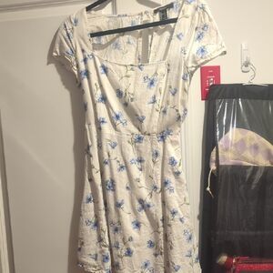 Forever 21 White and Blue Floral Mini Dress